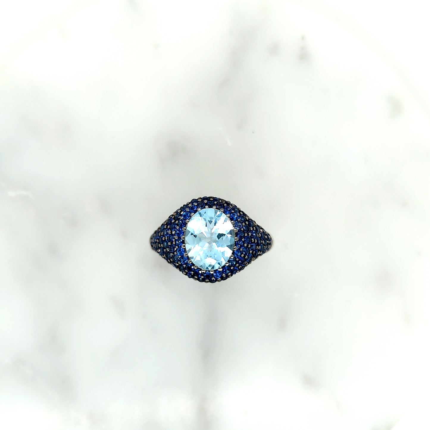 18ct White Gold Aquamarine & Sapphire Ring