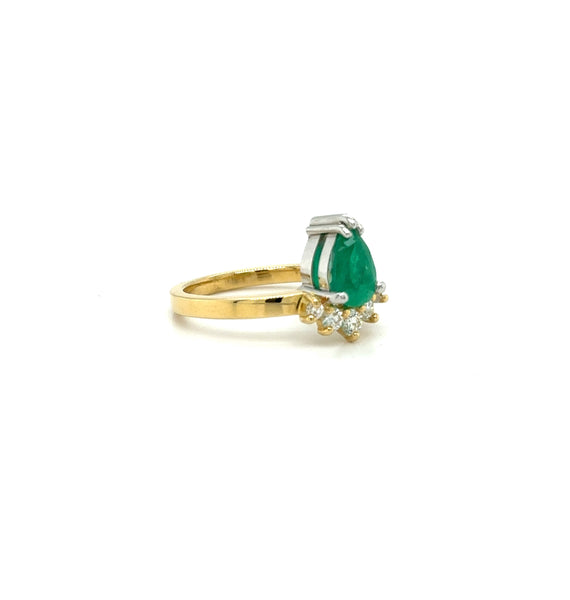 StarDust Emerald & Diamond Ring